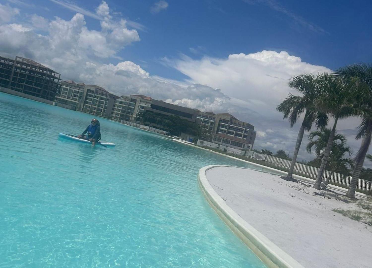 Apartamento With Crystal Clear Lagoon Type, 1 Level