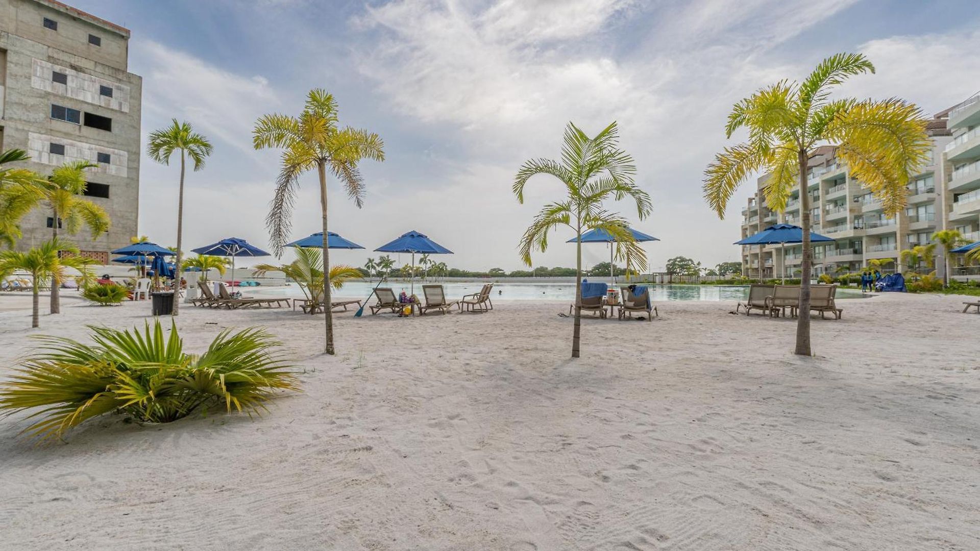 Apartamento With Crystal Clear Lagoon Type, 1 Level