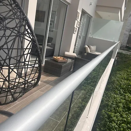 Apartamento With Crystal Clear Lagoon Type, 1 Level