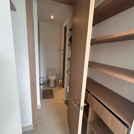 Apartamento With Crystal Clear Lagoon Type, 1 Level