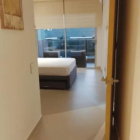 With Crystal Clear Lagoon Type, 1 Level *