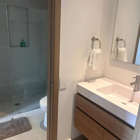 Apartment With Crystal Clear Lagoon Type, 1 Level *